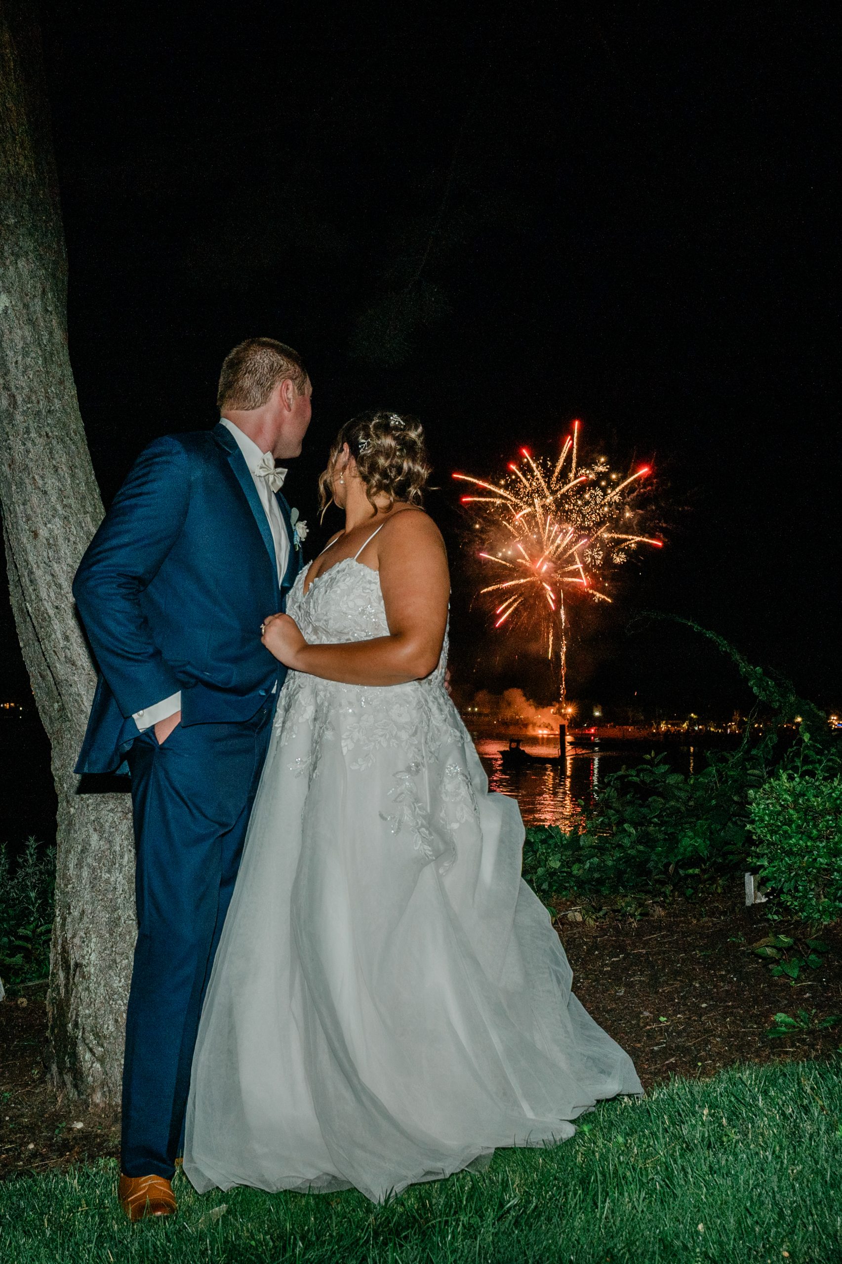 Waterfront wedding ceremony on Morris Cove at Amarante's Sea Cliff